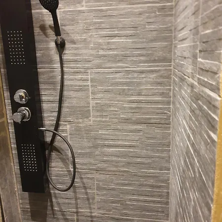 Appartamento Intra Muros 8 Personnes Climatisé Wifi Stationnement Facile *